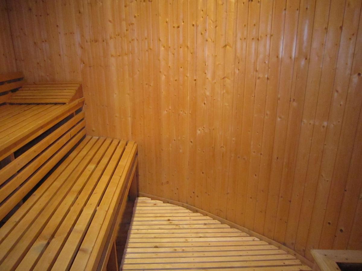 Cosy Holiday Home In Strotzb Sch With Sauna Strotzbüsch Esterno foto